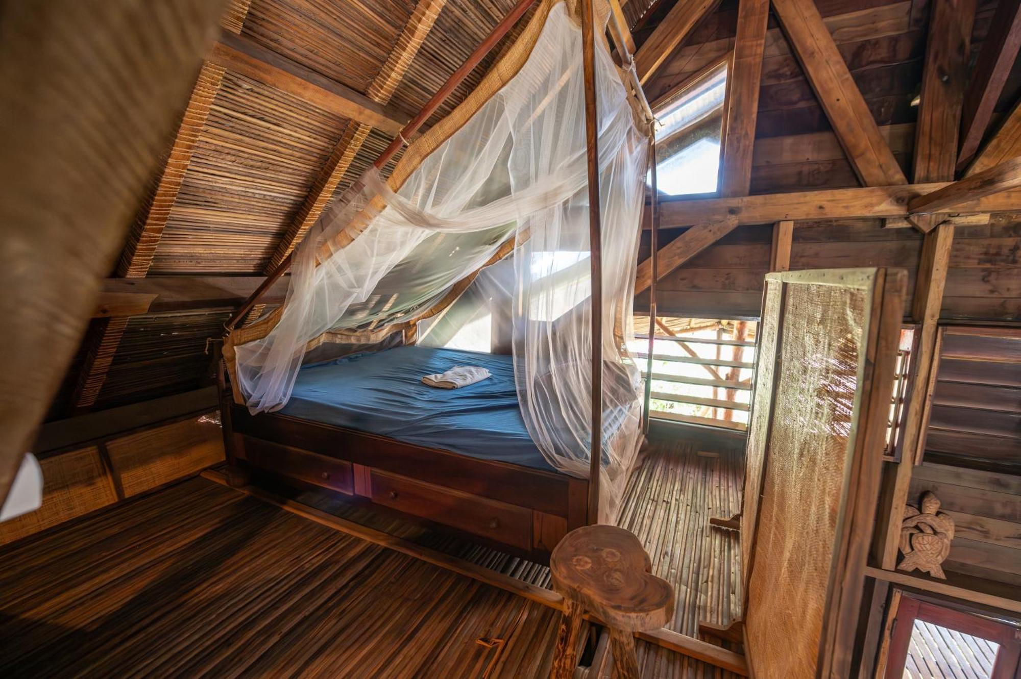 Shambala Madagascar: Beachfront Lodge And Adventures Ambolobozo 외부 사진