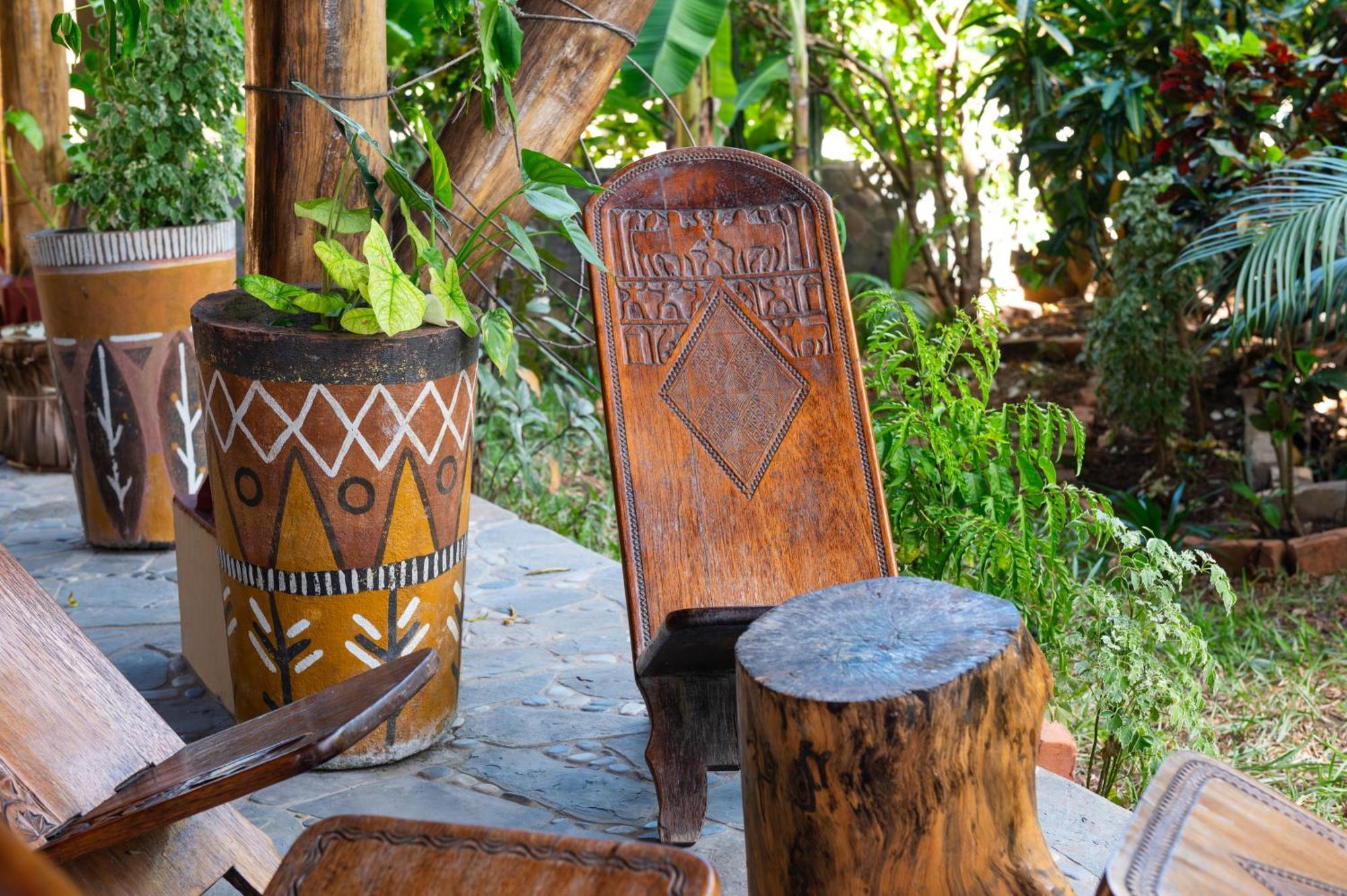 Shambala Madagascar: Beachfront Lodge And Adventures Ambolobozo 외부 사진